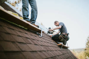 Local Roofers in Crescent Mills, MA